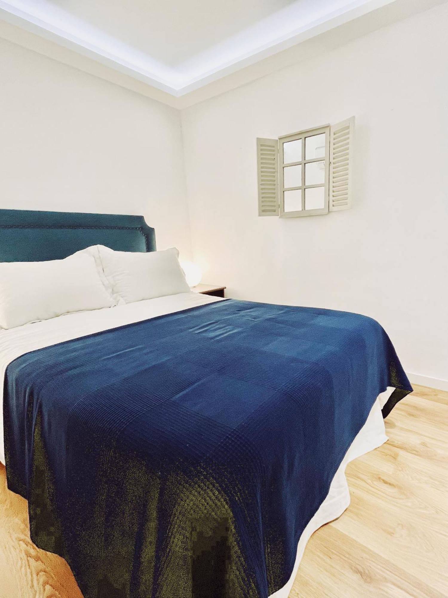 Dplace To Be - Exclusive Apartments In Historic Center Madrid Pokoj fotografie