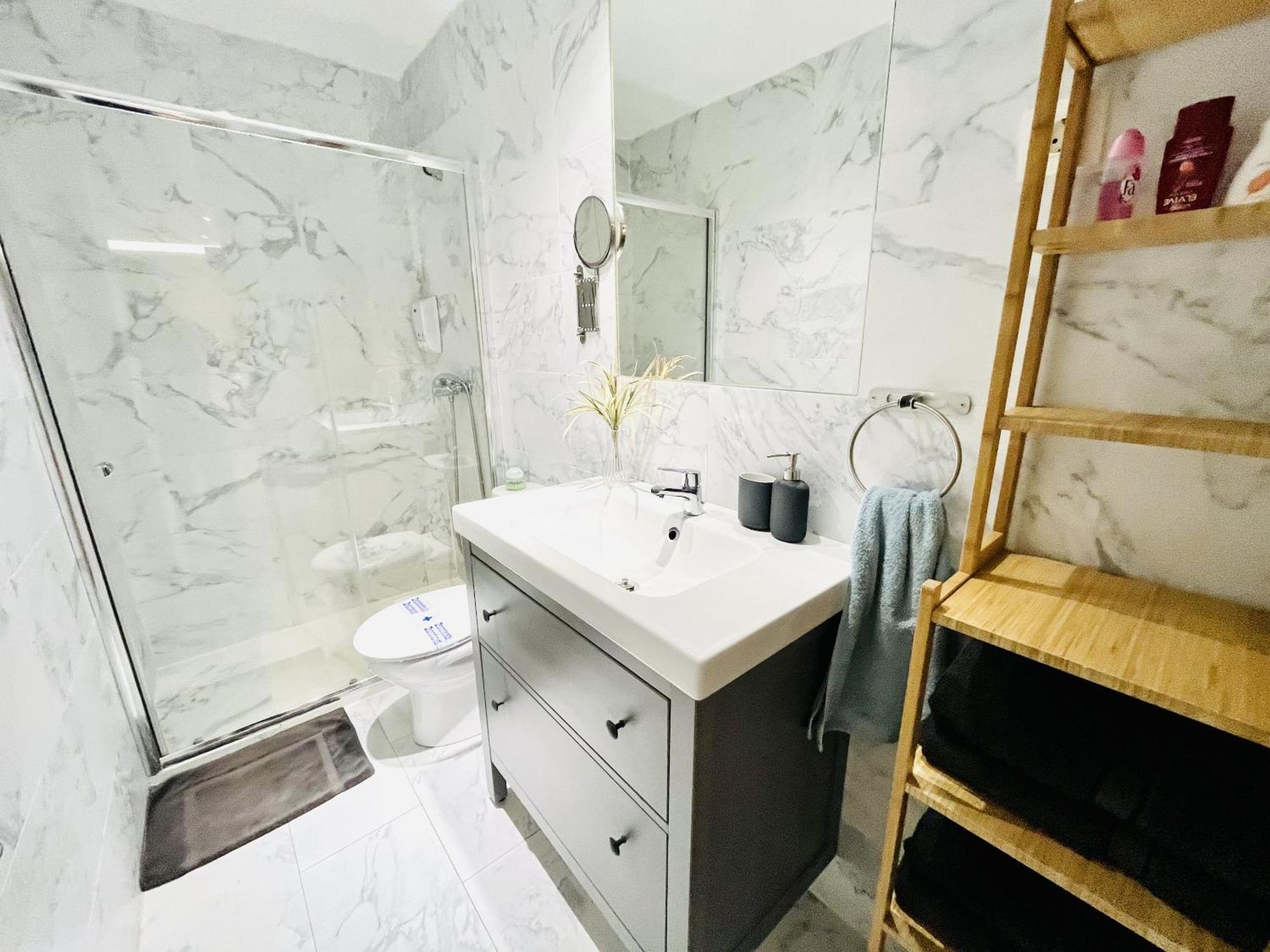 Dplace To Be - Exclusive Apartments In Historic Center Madrid Pokoj fotografie