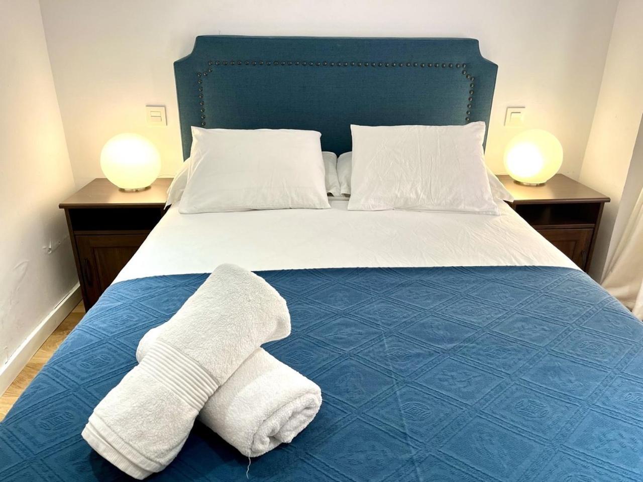 Dplace To Be - Exclusive Apartments In Historic Center Madrid Pokoj fotografie