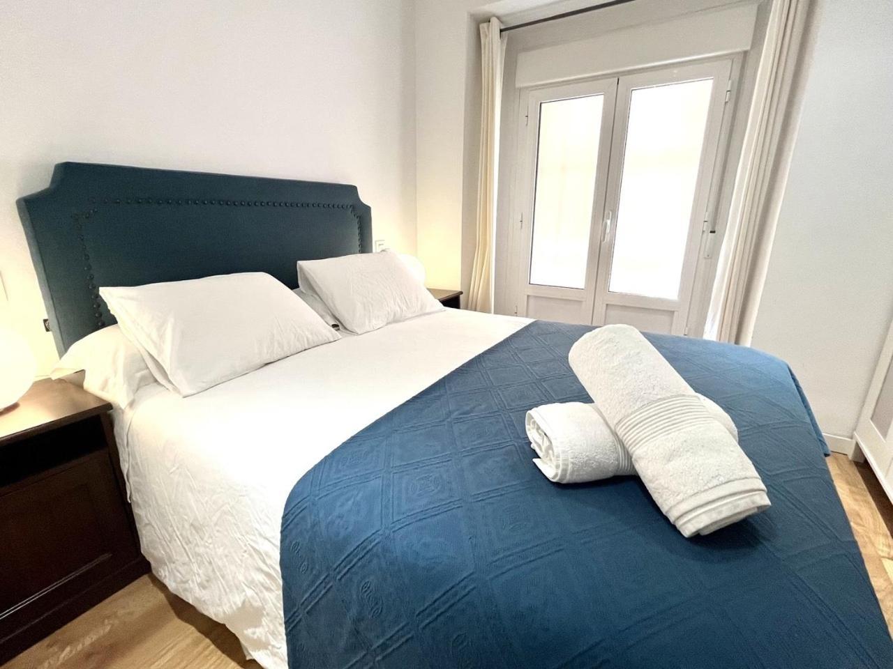 Dplace To Be - Exclusive Apartments In Historic Center Madrid Pokoj fotografie