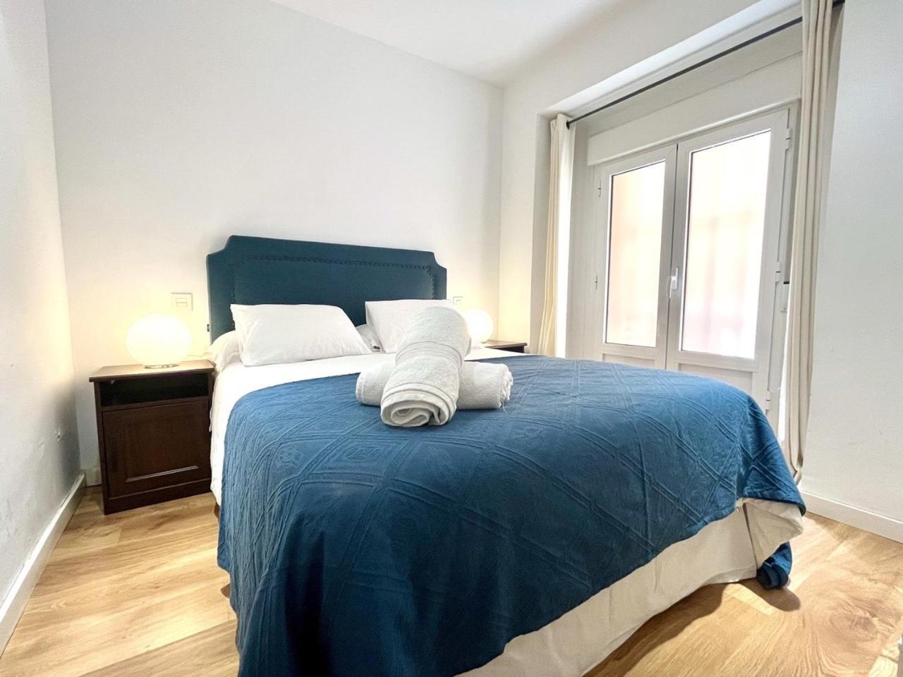 Dplace To Be - Exclusive Apartments In Historic Center Madrid Pokoj fotografie