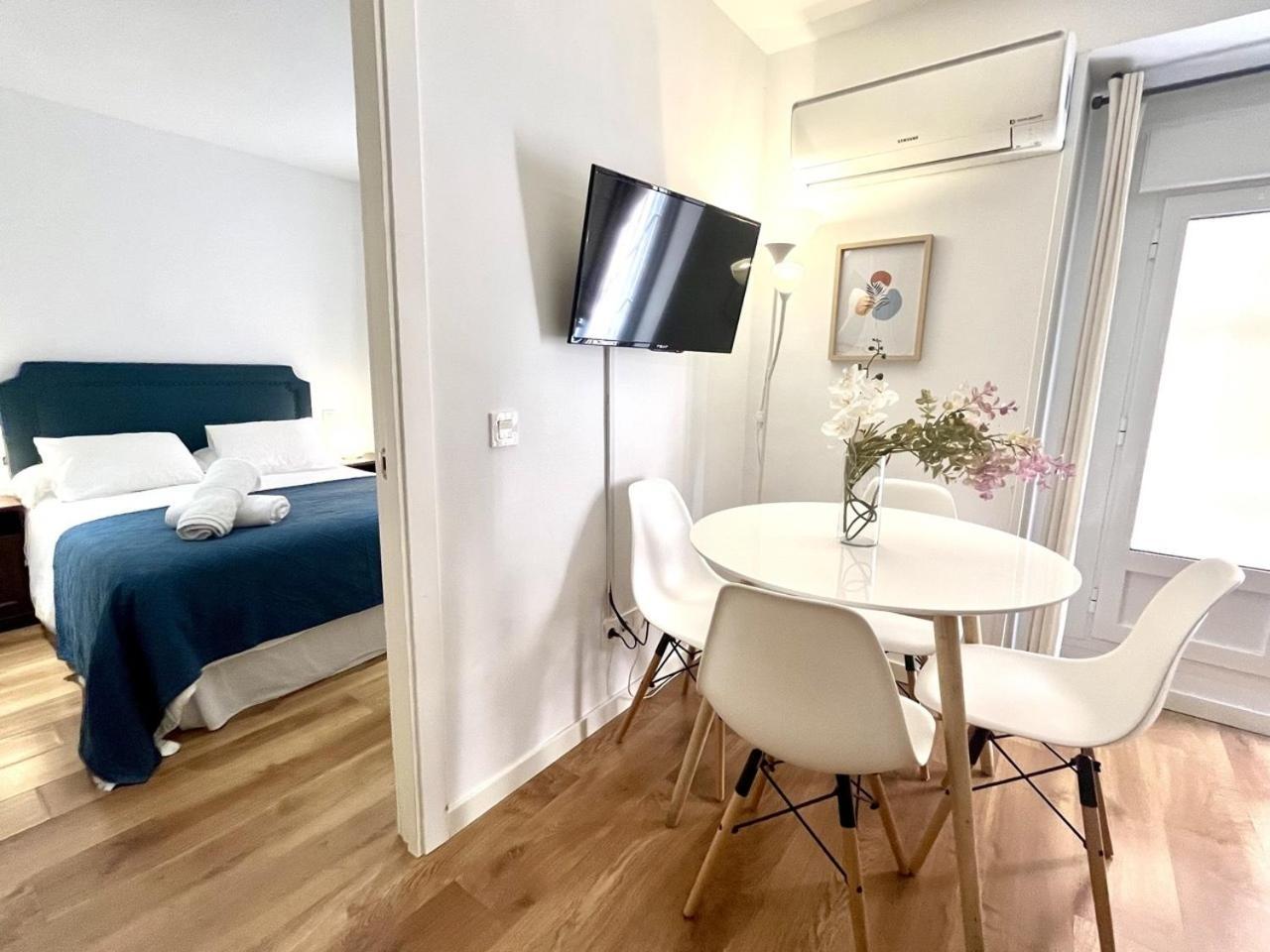 Dplace To Be - Exclusive Apartments In Historic Center Madrid Pokoj fotografie