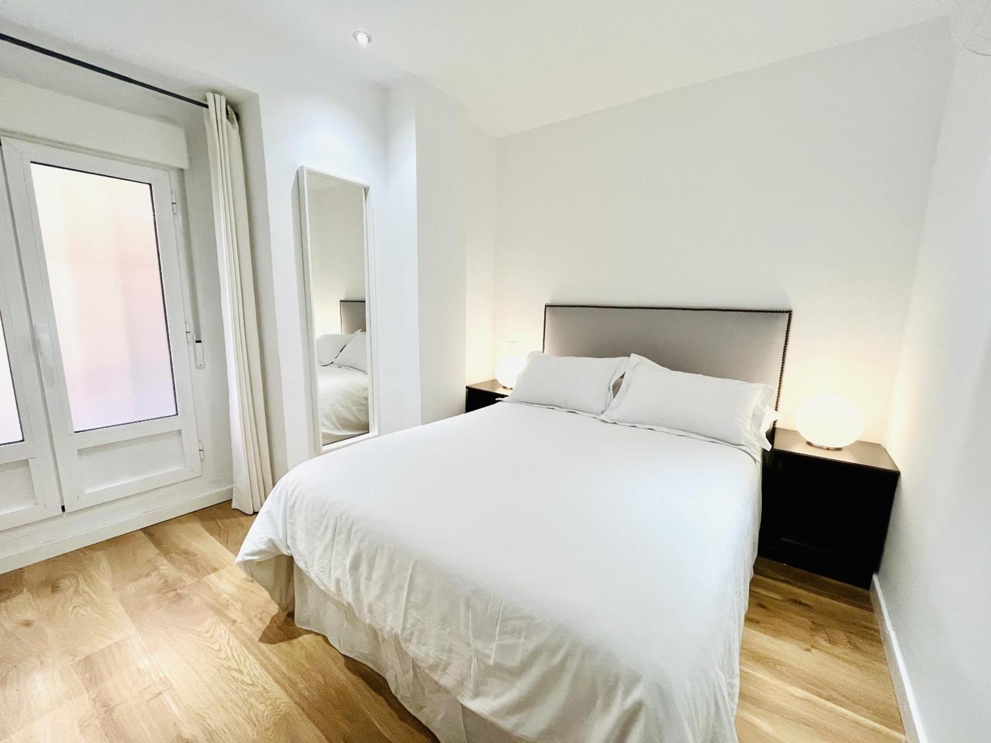 Dplace To Be - Exclusive Apartments In Historic Center Madrid Pokoj fotografie