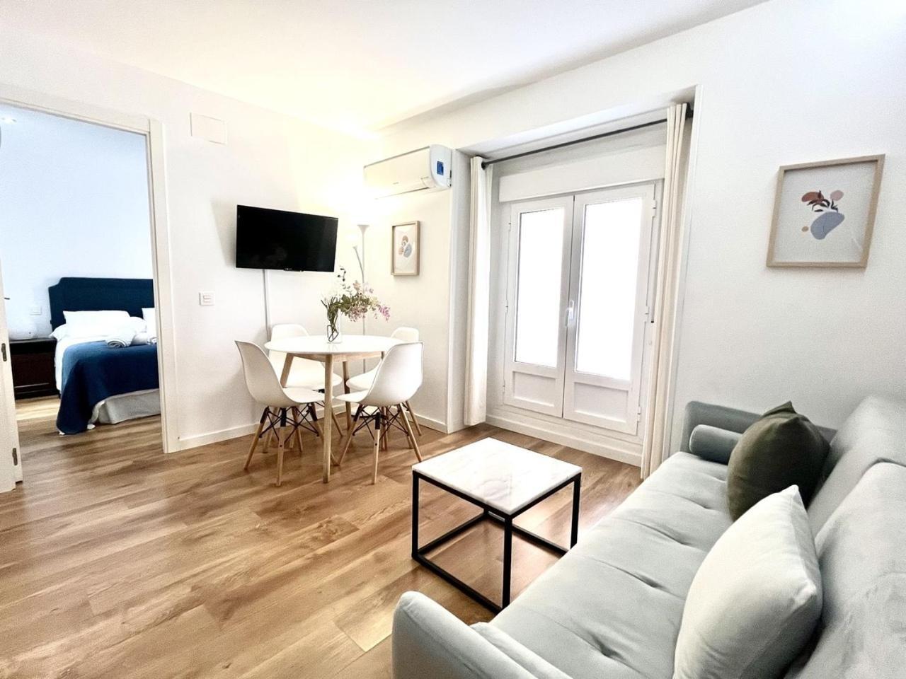Dplace To Be - Exclusive Apartments In Historic Center Madrid Pokoj fotografie